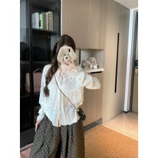 批发#实拍实价#法式温柔风长袖蕾丝<b class='q'>衬衫</b>高级感内搭V领上衣女秋冬