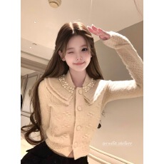 批发迟<b class='q'>伞</b><b class='q'>伞</b>26/ss 赫兹大道 奶油黄镂空翻领针织衫+格纹短<b class='q'>裙</b>裤套组