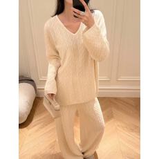 批发2025秋冬新款温柔气质设计感套装韩系<b class='q'>甜美</b>淑女