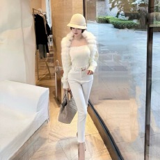 批发毛毛拼接毛衣开衫<b class='q'>外套</b>女秋季穿搭时尚套装针织抹胸背心<b class='q'>上衣</b>两件套