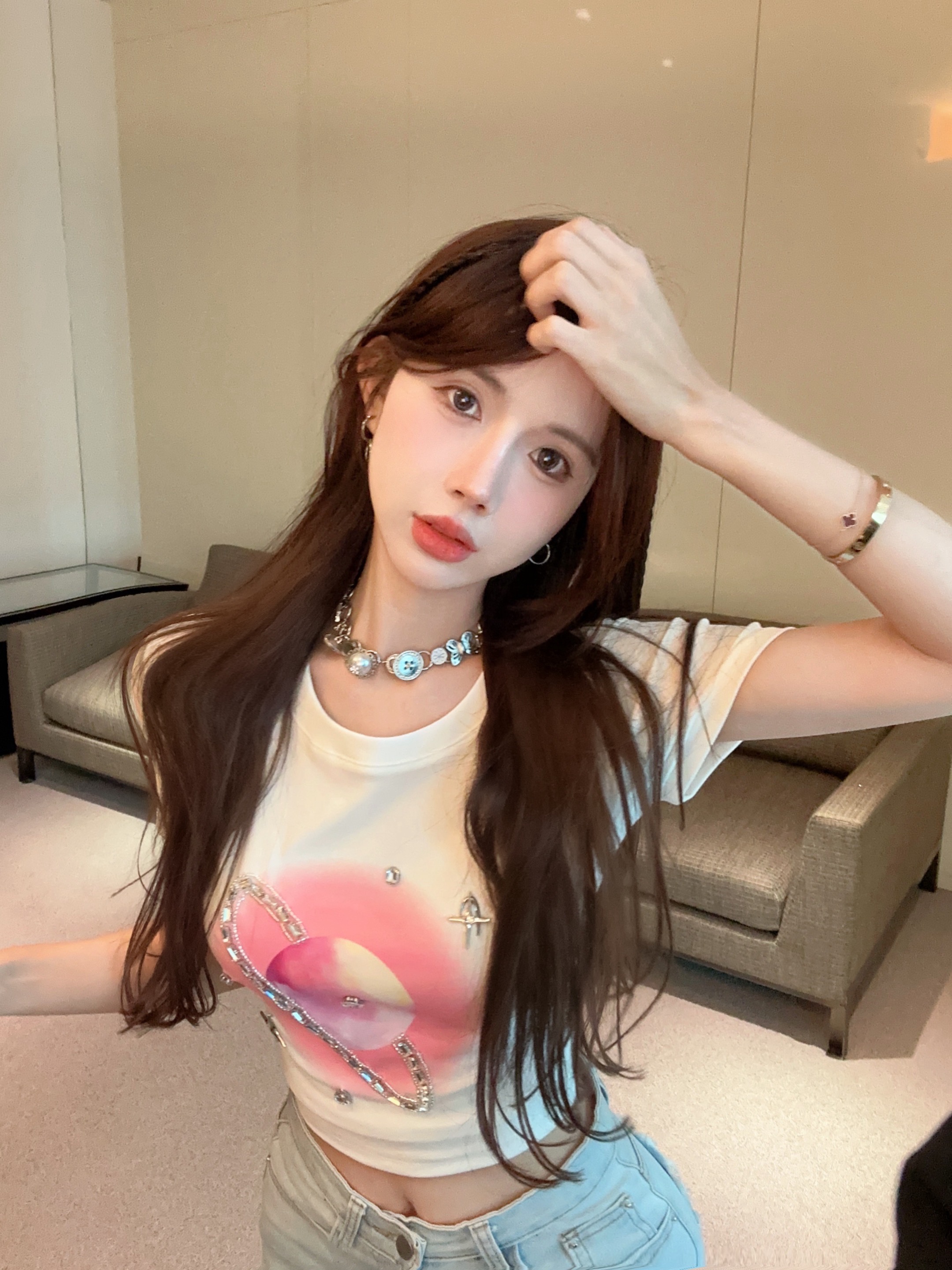 실사 고급 무거운 작업 다이아몬드 세팅 반팔 티셔츠 여성 짧은 다시 달콤한 다시 매운맛 아름다운 외국 가스 맨위 트렌디