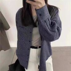批发复古高级感蓝色格子磨毛<b class='q'>衬衫</b>外套女秋季新款宽松内搭长袖<b class='q'>衬衣</b>上衣