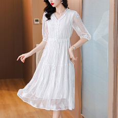 批发优雅风气质名媛收腰<b class='q'>白色</b>连衣裙高级感质感重工刺绣乔其纱夏季新款