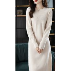 批发2025秋冬新款圆领<b class='q'>连衣裙</b>女中长款套头毛衣针织羊绒毛长裙