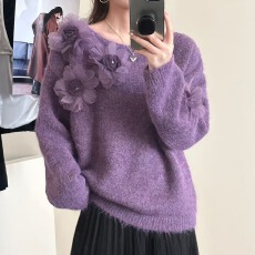 批发韩系秋冬款时尚圆领<b class='q'>立体</b><b class='q'>花朵</b>针织套头女宽松显瘦百搭长袖<b class='q'>上衣</b>