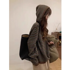 批发2026秋冬季新款爆款宽松软糯慵懒风连帽条纹vintage毛衣<b class='q'>外套</b>女