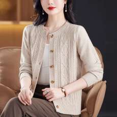 批发针织<b class='q'>开衫</b>外套秋冬气质圆领羊毛衫<b class='q'>外</b><b class='q'>搭</b>短款上衣妈妈款洋气女士毛衣