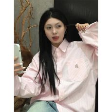 批发粉色条纹<b class='q'>韩版</b>慵懒风polo领衬衫女2026夏季休闲衬衣外套设计感小众
