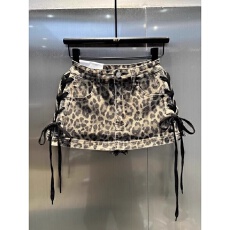 小众设计感绑带辣妹包臀裙女2026春夏美式复古高街豹纹牛仔半身裙