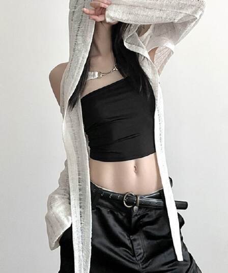 원본 높은 품질 원단 작은 대중 수공 찢어진 오프숄더 후드 블라우스 여성 슬림해 보이는 단색 다용도 쇼트 스타일 재킷