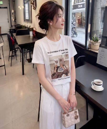 사람들 면 레이스 홀로우 아웃 긍정적 인 어깨 반팔 티셔츠 여성 2026 아모이 빅 사이즈 여성 의류 슬림해 보이는 표지 배 외국 가스 맨위