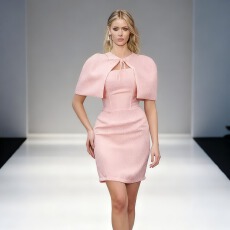 批发新款优雅风气质圆领<b class='q'>小</b><b class='q'>披肩</b>收腰中长连衣裙裙俩件套