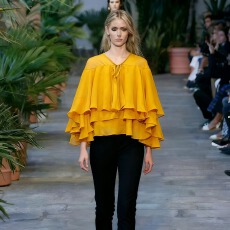 批发衫优雅温柔荷叶边春夏新款花仙子上衣女