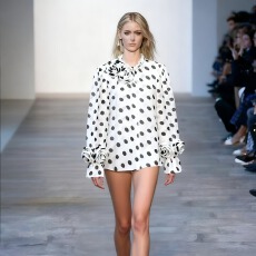 批发新款长袖<b class='q'>衬衫</b>女<b class='q'>波点</b>立体花朵设计感小众宽松法式立领上衣