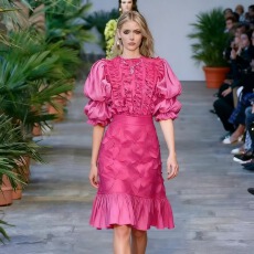 批发<b class='q'>韩国</b>chic秋季新款甜美气质重工风琴褶微透收腰显瘦长袖雪纺衬衫女