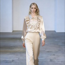 批发法式宫廷风重工镶钻钉珠翻领衬衫女装抗皱缎面荷叶边拼接<b class='q'>蕾丝</b>上衣