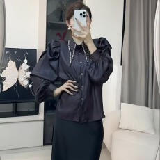 批发2026早春新款重工订钻法式大尖领气质高级感开扣衬衫