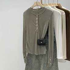 批发实拍图美式亨利领假两件<b class='q'>打底衫</b>T恤女秋冬2025新款内搭高级感上衣