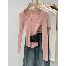 批发实拍<b class='q'>韩版</b>坑条纹U领修身长袖针织打底衫女2026秋冬款粉色内搭上衣