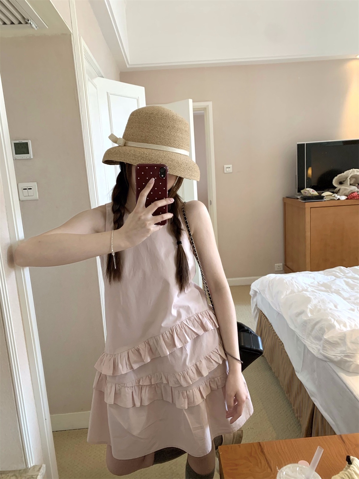 달콤한 스타일 핑크색 레이스 민소매 조끼 여성 드레스 여름 새로운 디자인 센스 한 부서 슈퍼 잘 생긴 짧은 치마