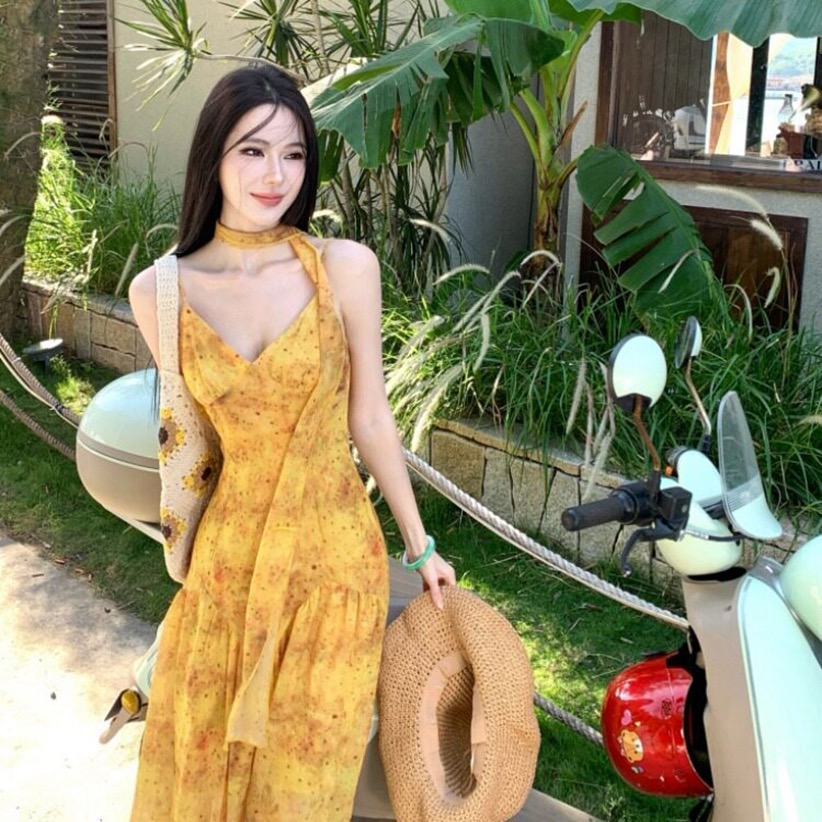 프랑스식 해변가 휴가 바람 분위기 센스 황색 색 후광 염색 꽃무늬 리본 V넥 여성 드레스 슬립 사진 찍기 롱 스커트