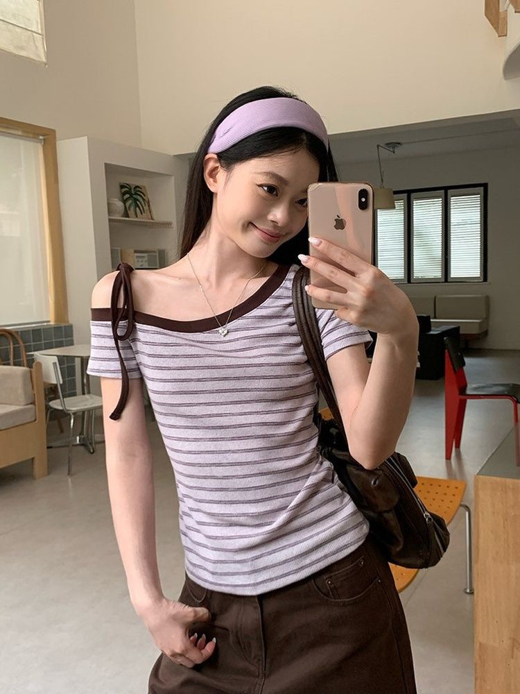 원본 풍부한 서울 면 소금 부서 착용 가져 가라. 스트라이프 비스듬한 어깨 반팔 티셔츠 여성 여름 배색 몸매 가꾸기 다용도 스트랩 맨위