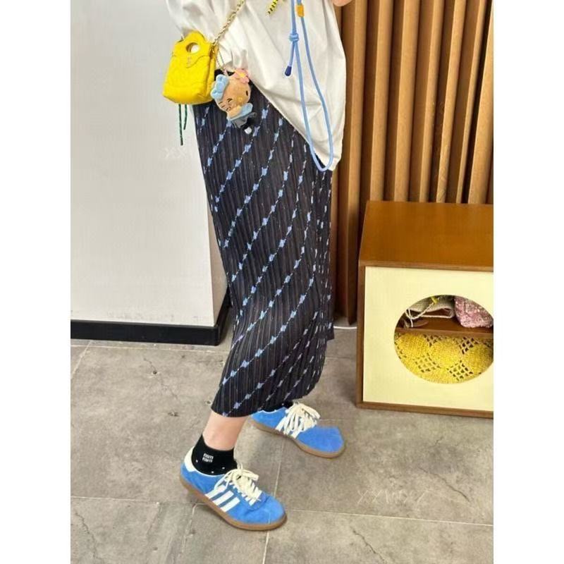 한국 동대문 여름 새로운 조용한 블루 꽃 그림자 프랑스식 우아함 레트로 프린트 Pleat Pleat 반신 스커트 다용도 캐주얼