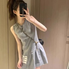 批发夏季新款时尚<b class='q'>百搭</b>小众修身显瘦气质无袖圆领针织衫连衣裙女装