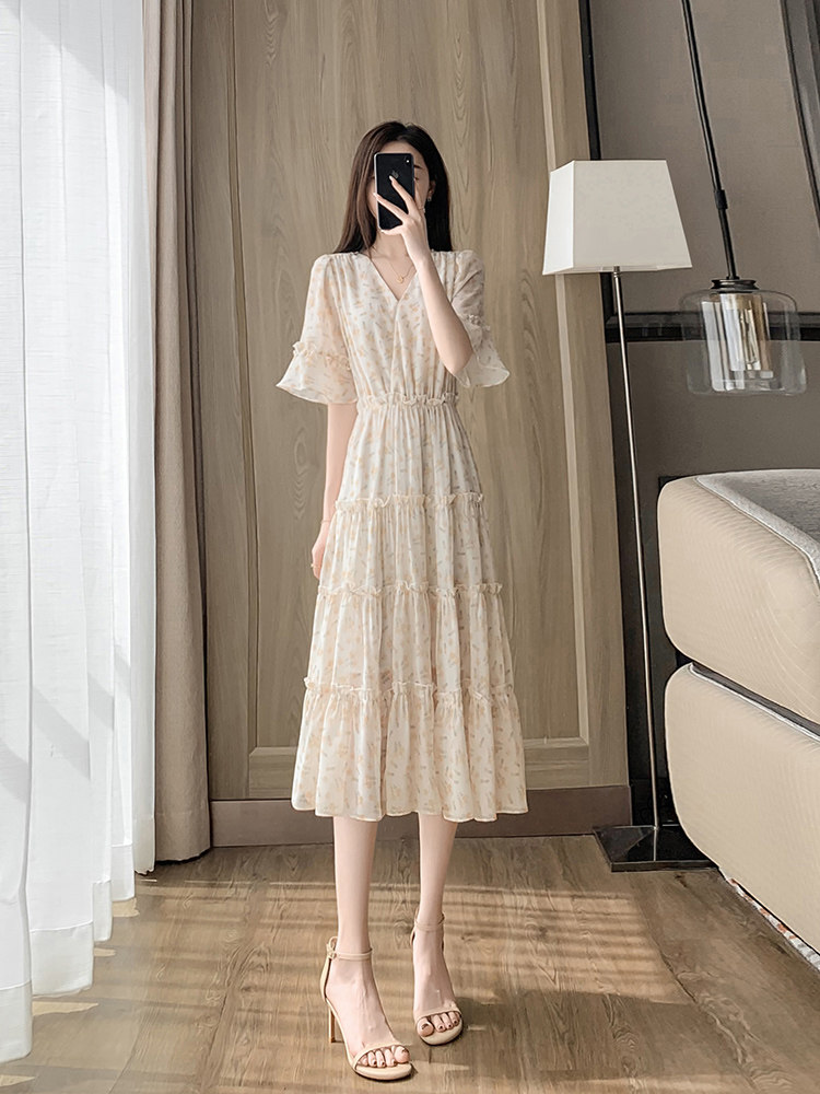 RY4895# 超仙温柔风雪纺碎花连衣裙女2026新款夏季气质v领收腰茶歇...