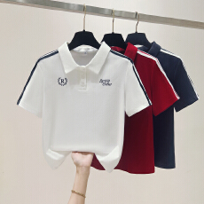 批发思洛伊实拍2026新款Polo领正肩学院风印花<b class='q'>T</b><b class='q'>恤</b>百搭减龄显瘦上衣