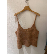 批发韩国东大门2026春季新款百搭个性<b class='q'>轻熟</b>气质纯色显瘦针织背心吊带女