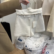 批发韩国东大门2025秋冬新款时尚百搭<b class='q'>高腰</b>小香风毛呢<b class='q'>短裤</b>女显瘦休闲裤