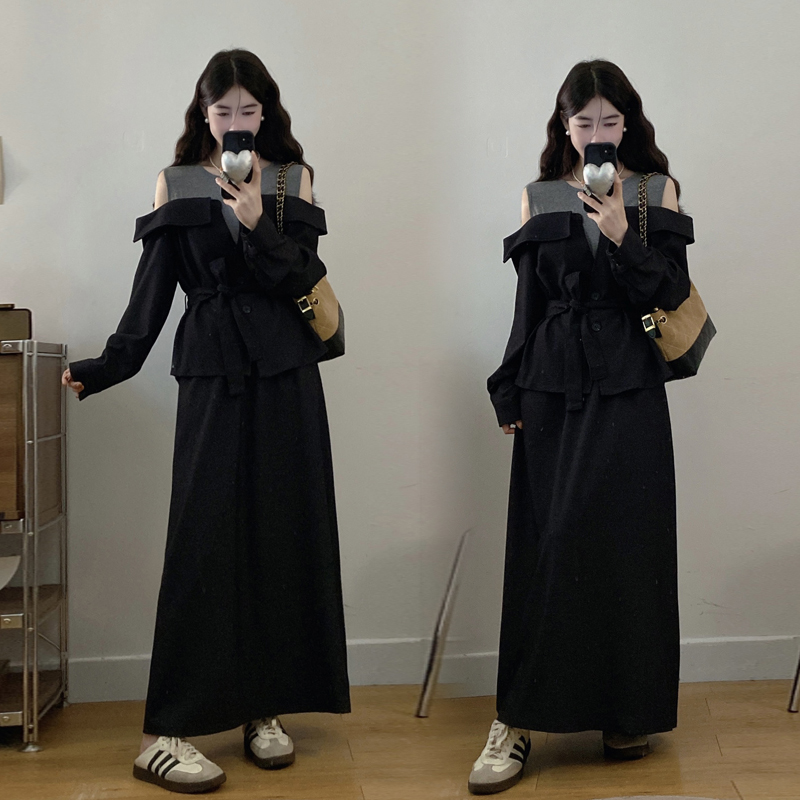 实拍秋冬新款设计感小众露肩撞色拼接假两件长袖上衣半身裙两件套
