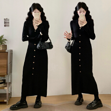 批发实拍<b class='q'>大码</b>内搭打底针织小黑裙女秋冬新款胖mm显瘦喇叭袖毛衣连衣裙