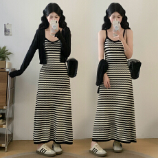 批发实拍~<b class='q'>大码</b>女装气质遮肉条纹吊带裙开衫两件套复古高级感修身长裙