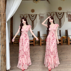 批发实拍~<b class='q'>大码</b><b class='q'>女</b>装法式碎花蕾丝乔其纱<b class='q'>连衣裙</b>修身显瘦气质氛围感长<b class='q'>裙</b>