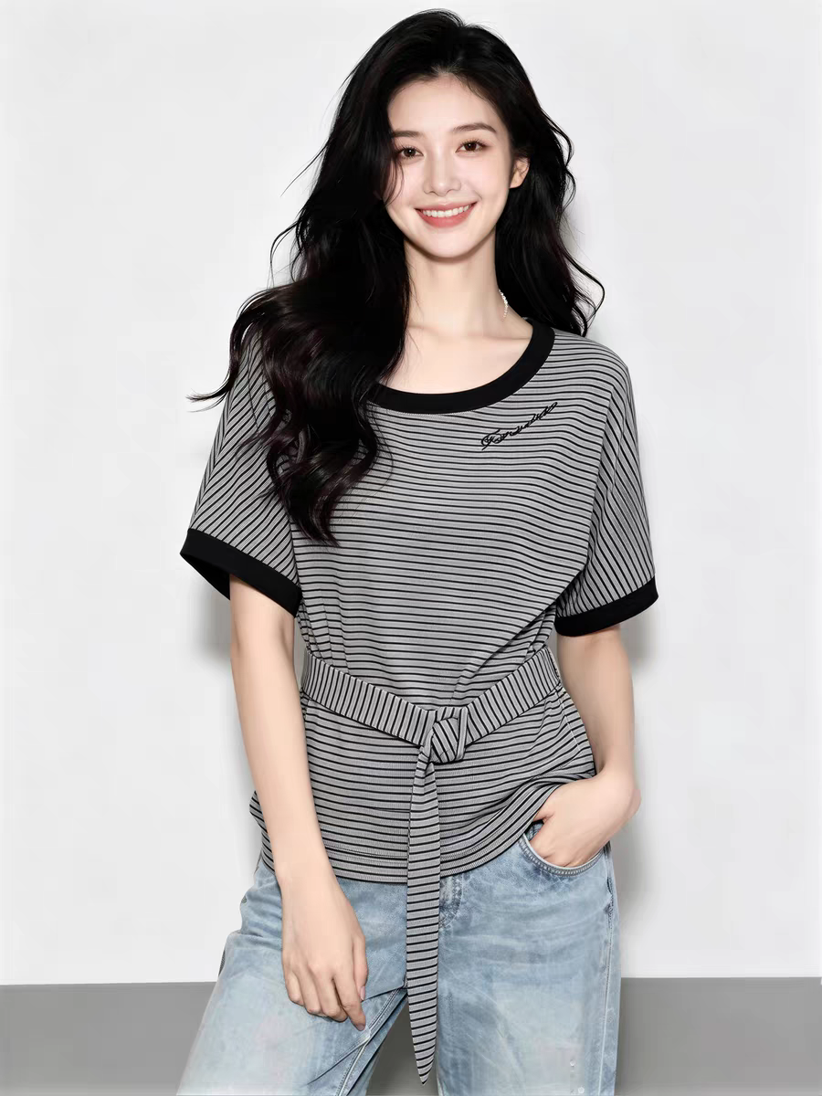2026 여름 새로운 스트라이프 반팔 티셔츠 여성 여름 레이스업 허리 수축 슬림해 보이는 연령 감소 배색 세련된 맨위