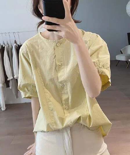 라운드 넥 순면 여성 셔츠 여름 새로운 루즈핏 슬림해 보이는 미니멀리즘 작은 대중 디자인 센스 반팔 기초 섹션 연령 감소 맨위