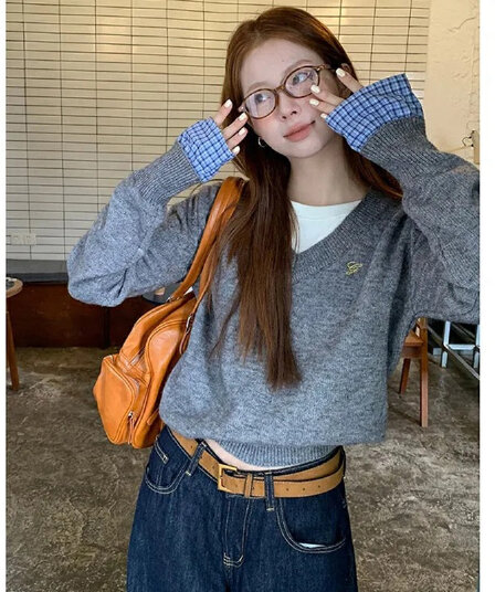 새로운 페이크 레이어드 느긋한 바람 스웨터 여자 가을 겨울 착용 가져 가라. 인사이드 가져 가라. 만나는 긴팔 맨위 니트 스웨터