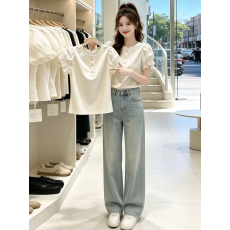 批发白色宽松泡泡袖圆领短袖<b class='q'>T</b><b class='q'>恤</b>女2026夏季法式小资漂亮温柔风小上衣