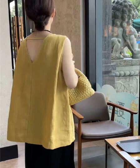 고급 센스 품격 뒤로 홀로우 아웃 민소매 라미 조끼 여성 셔츠 2026 새로운 여름 프랑스식 루즈핏 맨위
