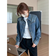 批发春季巨好看蓝色牛仔外套女短款今年流行的爆款夹克高级感上衣早秋