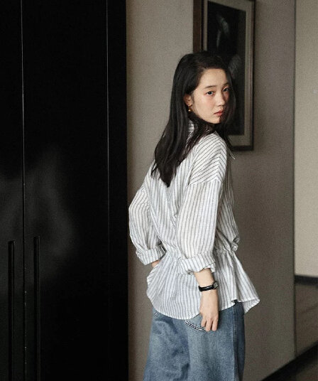 여유롭게 일상 한 부서 품격 펌프 로프 허리 수축 슬림해 보이는 스트라이프 여성 셔츠 이른 가을