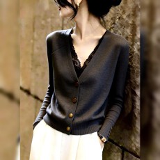批发欧货灰色<b class='q'>上衣</b>女2026年秋季新款素雅质感通勤日常气质单穿绝美小衫