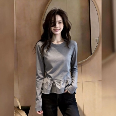 批发独特漂亮超好看上衣女2026年秋季新款法式设计感小众时尚气质女装