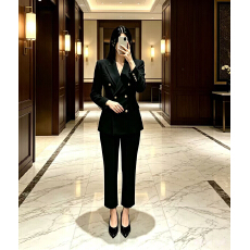 批发2026秋装高级感西服<b class='q'>套装</b>女简约干练气质女神范通勤<b class='q'>职业</b>装简约