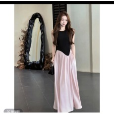 批发Madofit麻豆/1841 午茶小调气质感褶皱 Black pink<b class='q'>无袖</b><b class='q'>背心</b>连衣裙