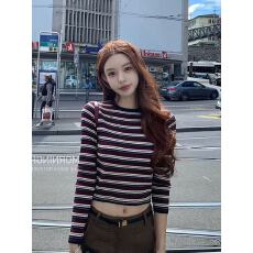 早安樊樊美留outfit藏青红条纹针织上衣女早秋日常穿搭针织衫