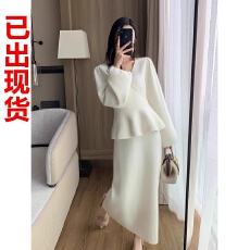 批发白色气质半身裙女2026年冬新款高腰显瘦遮肉百搭直筒裙