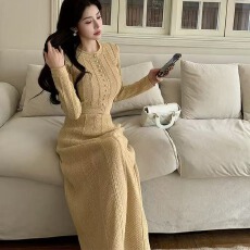 批发ORG 奶茶色优雅精致<b class='q'>通勤</b>上衣半身长裙小香风套装女